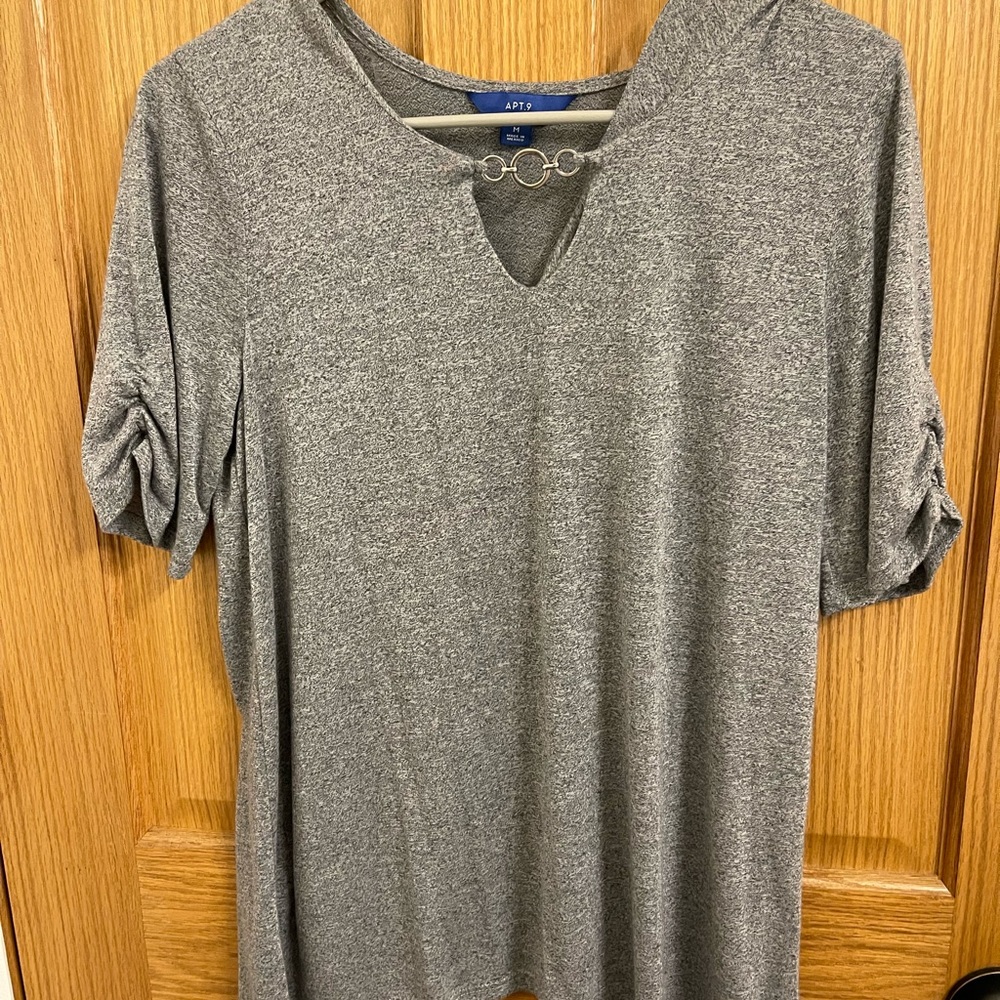 Apt 9 shirt